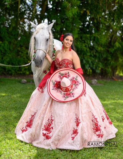 Ranchera Style Ramoneda Photography quince