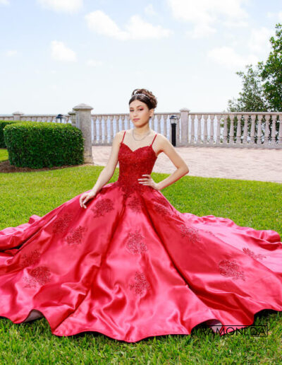 Thalatta Estates Ramoneda Photography quince dress
